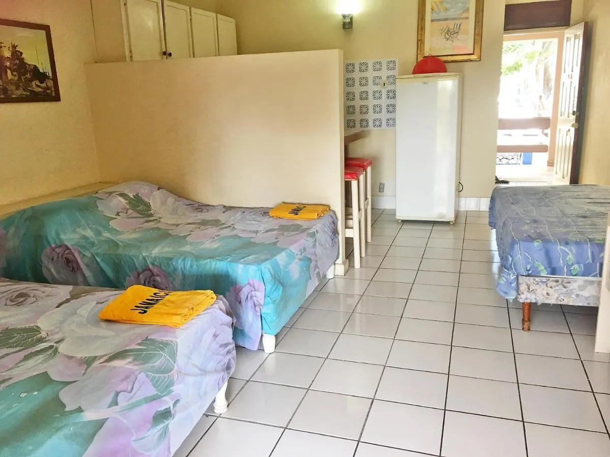 Beach Resort Apt-Africansymbol-In Front Of Doctor'S Cave Beach 몬테고 베이 0*,  자메이카