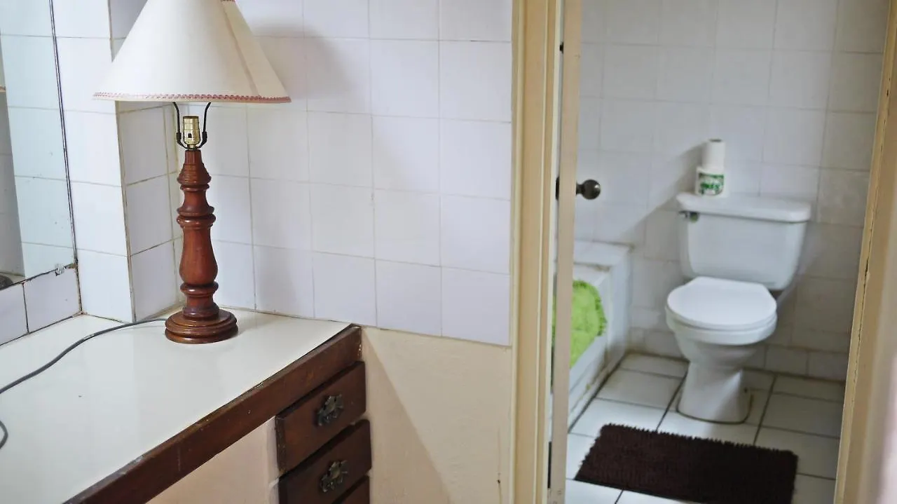 מונטגו ביי Beach Resort Apt-Africansymbol-In Front Of Doctor'S Cave Beach דירה מונטגו ביי