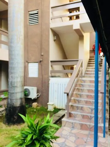 מונטגו ביי Beach Resort Apt-Africansymbol-In Front Of Doctor'S Cave Beach ג'מייקה